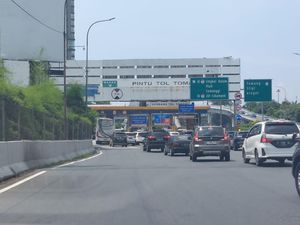 Gerbang Tol Tomang Ditutup Sementara, Simak Pengalihan Rutenya Gerbang Tol Tomang Ditutup Sementara, Simak Pengalihan Rutenya