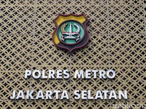 Video: Kakak Nikita Mirzani Datangi Polres, Pengin Update Kasus LM