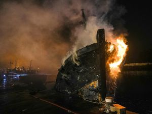 4 Kapal Nelayan Terbakar di Pelabuhan Perikanan Samudra Cilacap