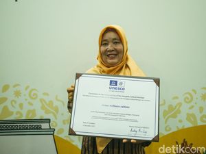 Kisah Lasmi, Usaha Jamu Gendong hingga Raup Omzet Puluhan Juta