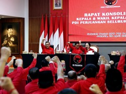 Hasto di Depan Kader PDIP Majalengka: Pesan Ibu Mega, Berpolitik Membumi