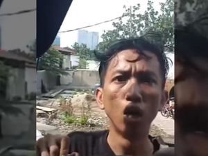 Tampang Preman yang Palak Sopir Bus Rp 200 Ribu di Jakut Tampang Preman yang Palak Sopir Bus Rp 200 Ribu di Jakut