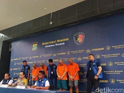 Terbongkar Markas Judi Online di Depok Punya Omzet Rp 30 Miliar