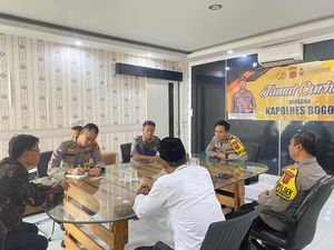 Warga Gunung Sindur Ngadu ke Polres Bogor soal Bau Peternakan Diduga Ilegal