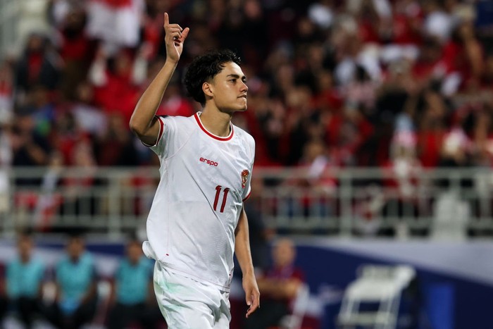 DOHA, QATAR - APRIL 25: Rafael William Struick #11 of Indonesia reacts during penalty shoot out of the AFC U23 Asian Cup Quarter Final match between South Korea and Indonesia at Abdullah Bin Khalifa Stadium on April 25, 2024 in Doha, Qatar. (Photo by Zhizhao Wu/Getty Images)