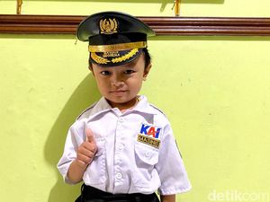 Bocah Bandung Viral di TikTok Tirukan Suara Announcer Kereta Api