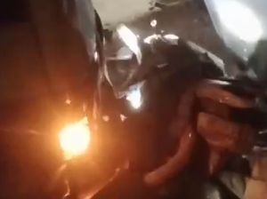 Mobil Tabrak Pembatas Jalan Picu Kecelakaan Beruntun di Palangga Gowa