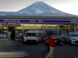 Lawson Berlatar Gunung Fuji Akan Hilang, Dipasang Tembok Penghalang