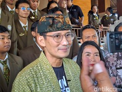 Sandiaga Beberkan Jurus Pemerintah Bikin Harga Tiket Pesawat Lebih Murah