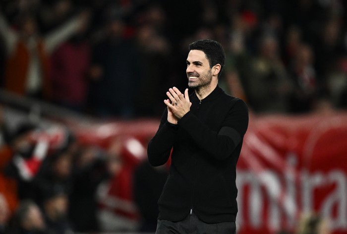 Soccer Football - Premier League - Arsenal v Chelsea - Emirates Stadium, London, Britain - April 23, 2024 Arsenal manager Mikel Arteta celebrates after the match REUTERS/Dylan Martinez NO USE WITH UNAUTHORIZED AUDIO, VIDEO, DATA, FIXTURE LISTS, CLUB/LEAGUE LOGOS OR LIVE SERVICES. ONLINE IN-MATCH USE LIMITED TO 45 IMAGES, NO VIDEO EMULATION. NO USE IN BETTING, GAMES OR SINGLE CLUB/LEAGUE/PLAYER PUBLICATIONS.