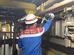 Ooh... Ternyata Begini Cara Kereta Api Isi Bahan Bakar