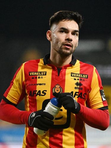  Sandy Walsh of Mechelen pictured during a football game between KV Mechelen and Sporting Charleroi on match day 14 of the Jupiler Pro League season 2023 - 2024 competition on November 11, 2023 in Mechelen, Belgium. (Photo by Isosport/MB Media/Getty Images)