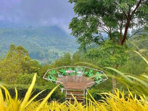 Tertarik Wisata di Taman Langit Gunung Banyak, Berikut Tipsnya