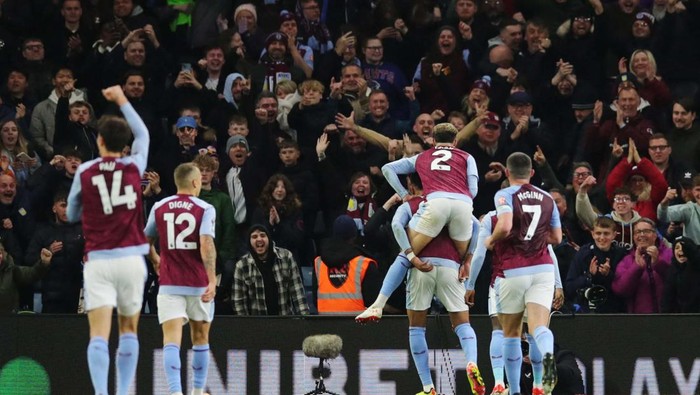 Soccer Football - Premier League - Aston Villa v Chelsea - Villa Park, Birmingham, Britain - April 27, 2024
Aston Villa's Moussa Diaby in action Action Images via Reuters/Andrew Boyers NO USE WITH UNAUTHORIZED AUDIO, VIDEO, DATA, FIXTURE LISTS, CLUB/LEAGUE LOGOS OR 'LIVE' SERVICES. ONLINE IN-MATCH USE LIMITED TO 45 IMAGES, NO VIDEO EMULATION. NO USE IN BETTING, GAMES OR SINGLE CLUB/LEAGUE/PLAYER PUBLICATIONS.