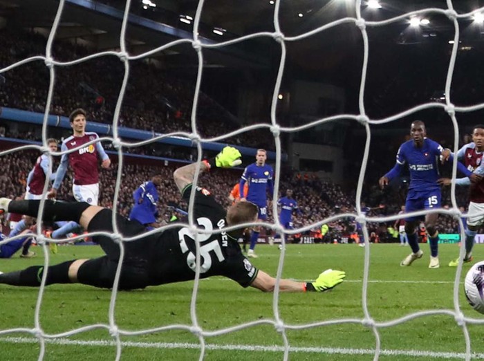 Soccer Football - Premier League - Aston Villa v Chelsea - Villa Park, Birmingham, Britain - April 27, 2024
Aston Villa's Moussa Diaby in action Action Images via Reuters/Andrew Boyers NO USE WITH UNAUTHORIZED AUDIO, VIDEO, DATA, FIXTURE LISTS, CLUB/LEAGUE LOGOS OR 'LIVE' SERVICES. ONLINE IN-MATCH USE LIMITED TO 45 IMAGES, NO VIDEO EMULATION. NO USE IN BETTING, GAMES OR SINGLE CLUB/LEAGUE/PLAYER PUBLICATIONS.