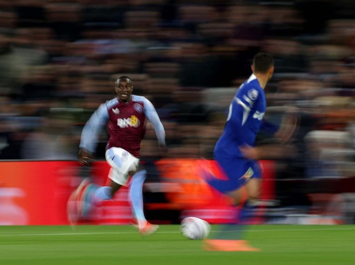 Soccer Football - Premier League - Aston Villa v Chelsea - Villa Park, Birmingham, Britain - April 27, 2024
Aston Villa's Moussa Diaby in action Action Images via Reuters/Andrew Boyers NO USE WITH UNAUTHORIZED AUDIO, VIDEO, DATA, FIXTURE LISTS, CLUB/LEAGUE LOGOS OR 'LIVE' SERVICES. ONLINE IN-MATCH USE LIMITED TO 45 IMAGES, NO VIDEO EMULATION. NO USE IN BETTING, GAMES OR SINGLE CLUB/LEAGUE/PLAYER PUBLICATIONS.