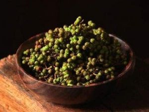 Mengenal Andaliman, Biji Pedas dari Tanah Batak