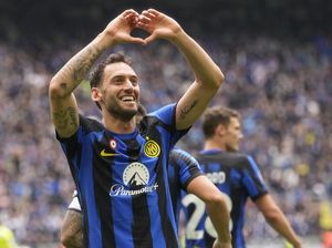 Hakan Calhanoglu Capai Musim Terbaiknya