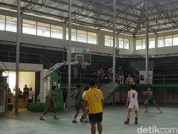 Peserta Antusias Ikuti Turnamen Basket Mandiri 3x3 di Medan