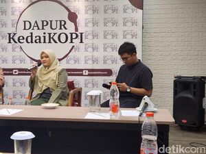 Survei KedaiKOPI: 80% Lebih Pemudik Puas Kinerja Polri Jaga Keamanan Mudik Survei KedaiKOPI: 80% Lebih Pemudik Puas Kinerja Polri Jaga Keamanan Mudik