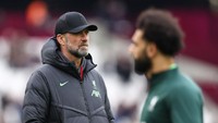 Salah tidak jadi starter ketika Liverpool melawat ke kandang West Ham. Foto: Offside via Getty Images/Jacques Feeney/Offside