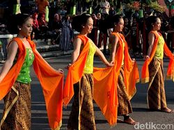 Keanggunan Tari Gambyong-Marion Jola Promosikan Keindahan NTT