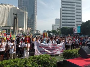 Relawan Anies, Prabowo dan Ganjar Suarakan Rekonsiliasi Pasca Pilpres di CFD Relawan Anies, Prabowo dan Ganjar Suarakan Rekonsiliasi Pasca Pilpres di CFD