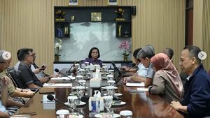 Sri Mulyani Rela Malam Minggu Rapat di Bea Cukai Gegara Banyak Kasus Viral!
