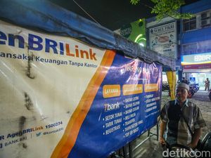 Pakde Saliman Pelopor Agen BRILink Cinere, Persis di Depan Bank BRI Pakde Saliman Pelopor Agen BRILink Cinere, Persis di Depan Bank BRI
