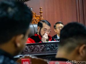 Anwar Usman Dilaporkan ke MKMK soal Dugaan Konflik Kepentingan