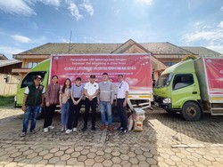 PT GNI Serahkan Ratusan Paket Bantuan untuk Korban Banjir di Morut