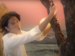 Iqbaal Ramadhan Kembali ke Dunia Musik dengan Wajah Baru