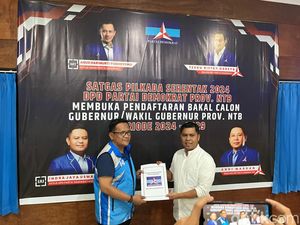 Ketua Gerindra Kota Mataram Daftar Pilwalkot Lewat Demokrat Ketua Gerindra Kota Mataram Daftar Pilwalkot Lewat Demokrat