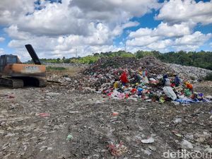 DPRD Bone Desak Pemkab Cairkan Anggaran DLH untuk Atasi TPA Passippo DPRD Bone Desak Pemkab Cairkan Anggaran DLH untuk Atasi TPA Passippo