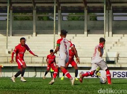 Persika Raih Kemenangan Perdana Lewat Gol Salto Bagas Rizky