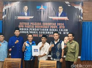 Eks Dubes Turki Lalu Iqbal Resmi Daftar Cagub NTB Lewat Demokrat