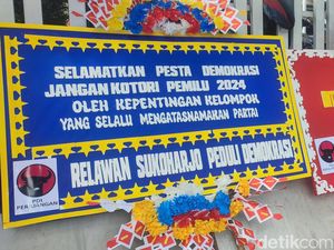 Protes Terancam Tak Dilantik, Caleg PDIP Kirim Karangan Bunga ke KPU Jateng Protes Terancam Tak Dilantik, Caleg PDIP Kirim Karangan Bunga ke KPU Jateng