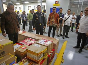 Kado Manis untuk Pekerja Migran Kado Manis untuk Pekerja Migran