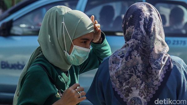 Potret Suhu Panas Jakarta yang Menyengat