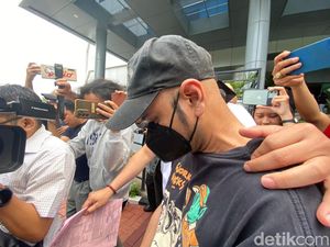 Pengacara dan Mantan Istri Berharap Rio Reifan Bisa Direhabilitasi Pengacara dan Mantan Istri Berharap Rio Reifan Bisa Direhabilitasi