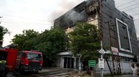 Pabrik Jaket Kulit di India Terbakar, Begini Kondisinya