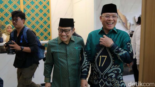 Tawa Lepas Plt Ketum PPP Mardiono dan Cak Imin
