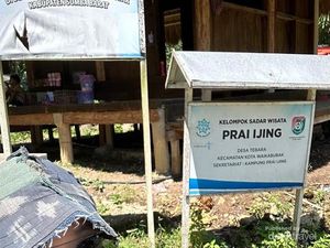 Kampung Adat Prai Ijing Unik karena Keindahan Arsitekturnya Kampung Adat Prai Ijing Unik karena Keindahan Arsitekturnya
