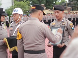 Poligami dan Telantarkan Anak, Polisi di Sumenep Dipecat