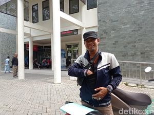 Cerita Warga Depok Ber-KTP Jakarta Urus Pindah Domisili Usai NIK Nonaktif Cerita Warga Depok Ber-KTP Jakarta Urus Pindah Domisili Usai NIK Nonaktif