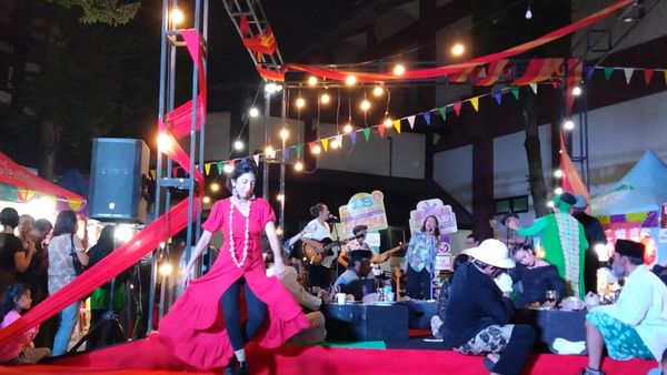 Menari 24 Jam, Ini Potret Acara Perayaan Hari Tari Sedunia oleh ISI Surakarta