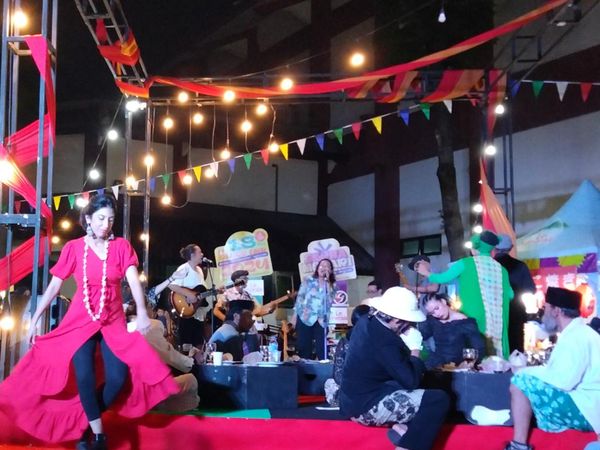 Menari 24 Jam, Ini Potret Acara Perayaan Hari Tari Sedunia oleh ISI Surakarta