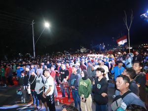Momen Puluhan Ribu Warga Kebumen Nobar Timnas U-23 Vs Uzbekistan Momen Puluhan Ribu Warga Kebumen Nobar Timnas U-23 Vs Uzbekistan