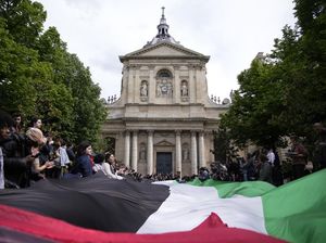 Gerakan Pro-Palestina Meluas ke Kampus Elite Eropa