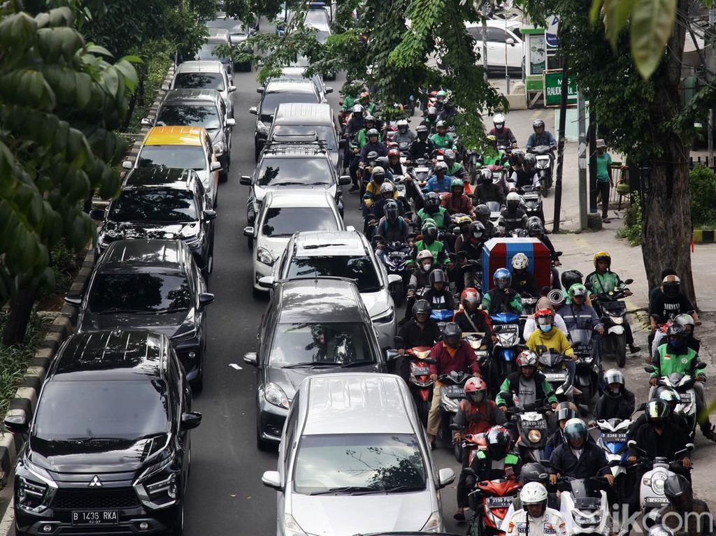 Wacana Pembatasan Usia Kendaraan dari Era Ahok sampai Anies: Maksimal 10 Tahun